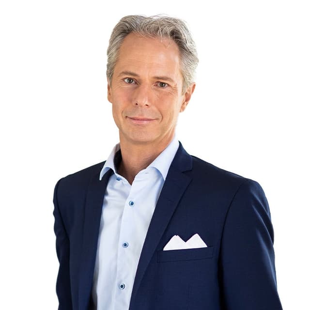 Martin Carlesund image